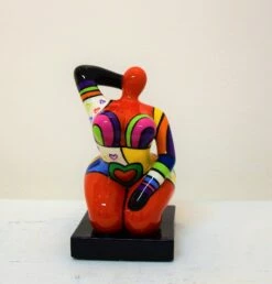 Theia - Petite Venus, Size XS