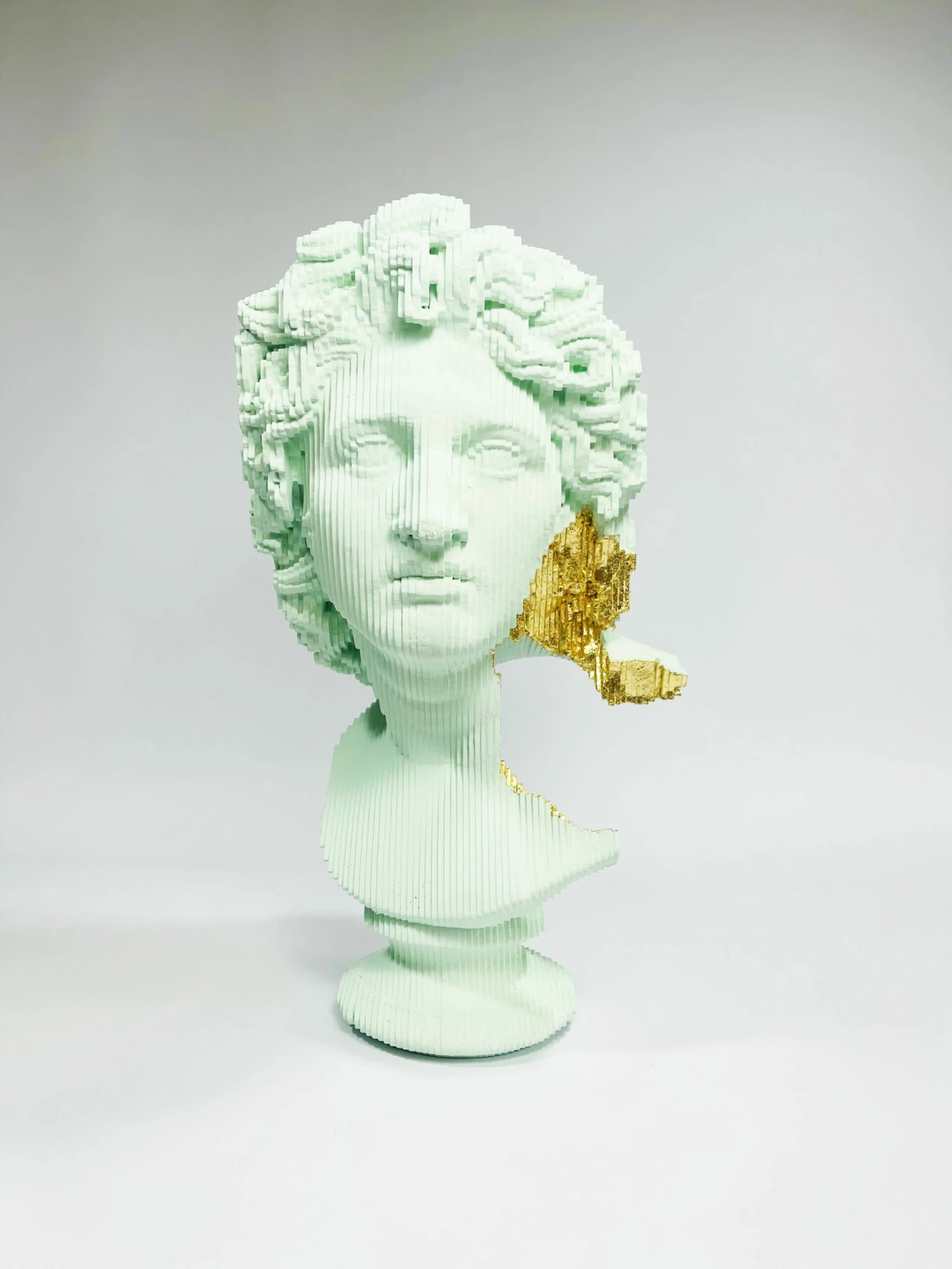 Alexander Goldenmination 3 Alexander Goldenmination