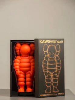 What Party - Orange -DEODATO Saldi kaws what party orange painted vinyl sculpture 2020 27 5x12 7cm 300dpi 3.jpeg