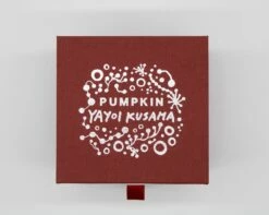 Original Pumpkin Ceramic Sculpture (Red & White) 9 Original Pumpkin Ceramic Sculpture (Red & White) -DEODATO Saldi yayoi kusama pumpkin resin sculpture white red confezione 2