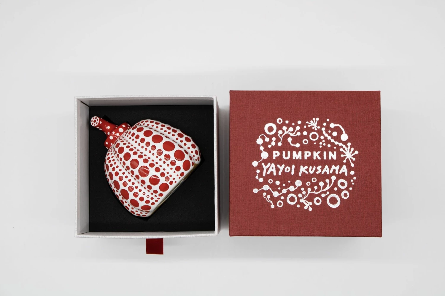 Original Pumpkin Ceramic Sculpture (Red & White) 5 Original Pumpkin Ceramic Sculpture (Red & White) - immagine 3